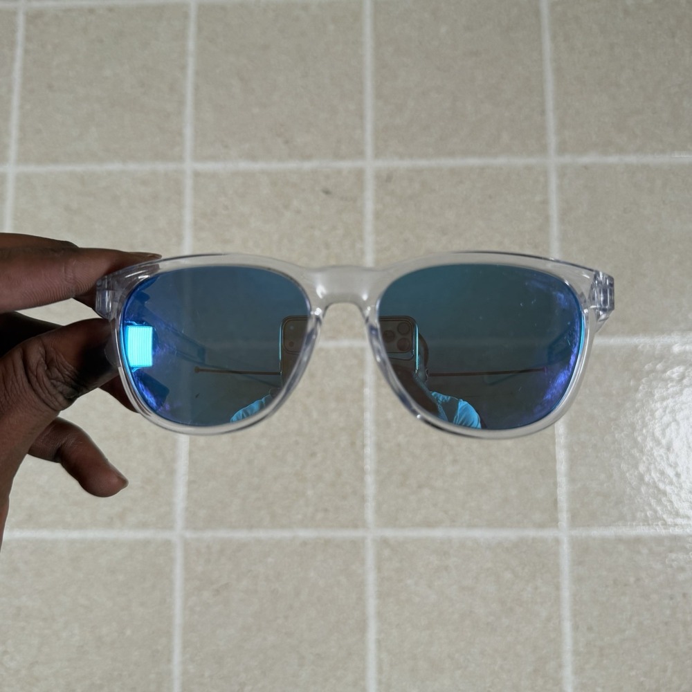 Mint OAKLEY Clear Solid Stringer Sunglasses Beautiful Color OO9315-06